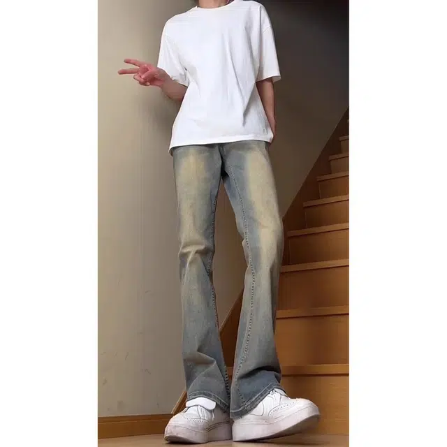 巴塞罗那足球俱乐部 美式复古水洗做旧多风格百搭休闲垂感牛仔裤 男女同款