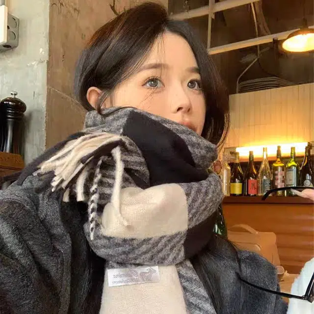 雅鹿优选 秋冬季仿羊绒情侣围巾 学院风中长款韩系氛围感时尚披肩百搭保暖围脖 男女同款 赠礼礼盒装 绒线围巾 男女同款情侣款
