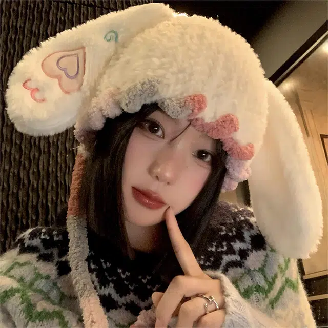 雅鹿优选 爱心兔子长耳朵针织护耳毛线帽女生秋冬保暖显脸小可爱拍照氛围感雷锋帽 涤纶 绒线帽 女款