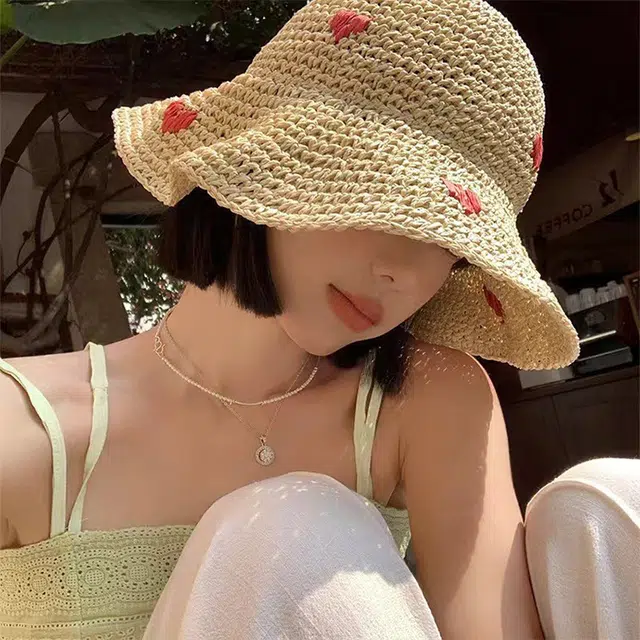 雅鹿优选 甜美可爱田园风爱心大帽檐显脸小海边沙滩帽 草编 渔夫帽 女款