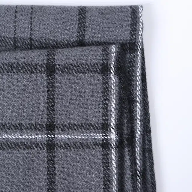 雅鹿优选 经典黑白灰格纹双面仿羊绒高级百搭保暖流苏礼盒装 聚酯纤维 绒线围巾 男女同款情侣款