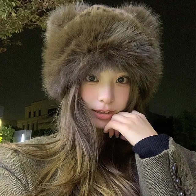 雅鹿优选 超酷辣妹复古豹纹毛绒小熊耳朵蒙古帽子女生冬季毛茸茸保暖仿皮草护耳盆帽 涤纶 绒线帽 女款