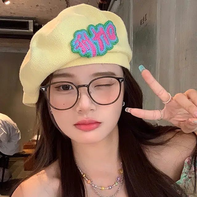 雅鹿优选 春夏季可爱字母刺绣多巴胺风百搭出游学生时尚百搭显脸小画家帽 棉 贝雷帽 女款