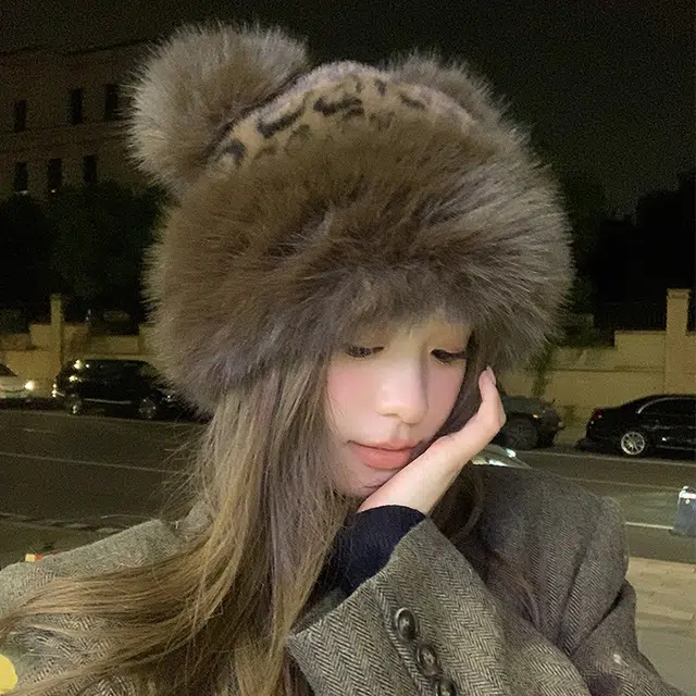 雅鹿优选 超酷辣妹复古豹纹毛绒小熊耳朵蒙古帽子女生冬季毛茸茸保暖仿皮草护耳盆帽 涤纶 绒线帽 女款