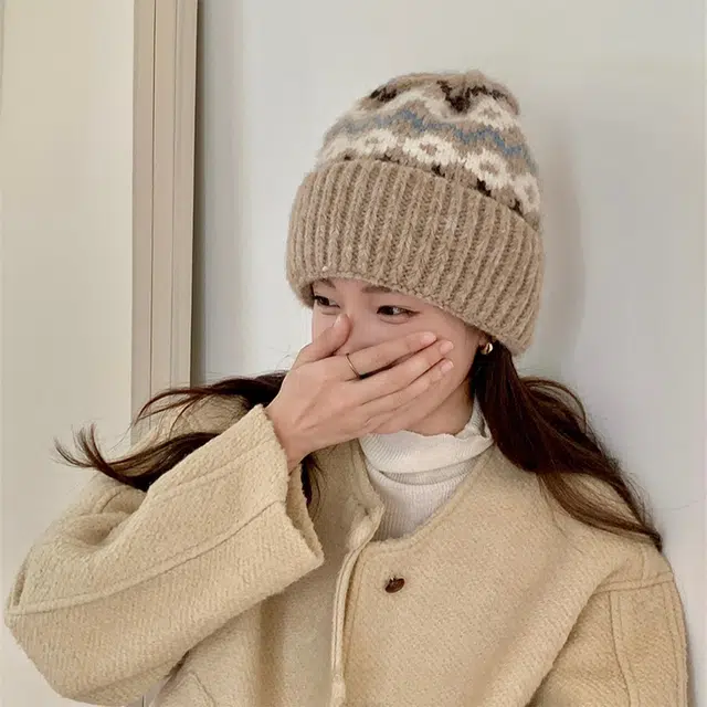雅鹿优选 复古费尔岛风针织毛线帽女生秋冬加厚保暖休闲百搭护耳套头绒线帽子 情侣款 涤纶 绒线帽 男女同款情侣款