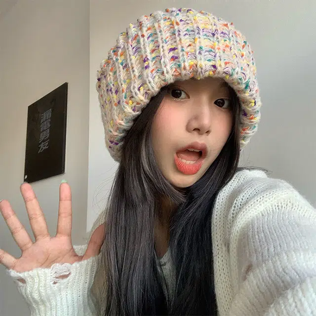 雅鹿优选 秋冬百搭毛线帽子女生大头围显脸小堆堆帽彩虹混色保暖针织套头冷帽绒线帽 涤纶 绒线帽 女款