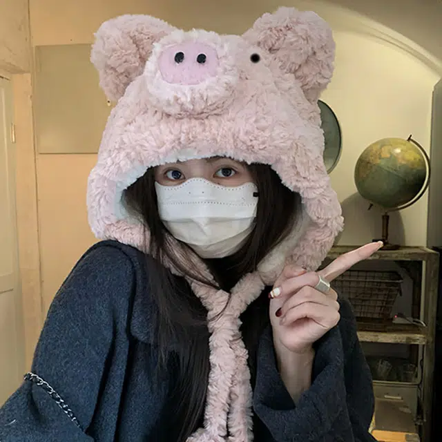 雅鹿优选 超可爱粉色小猪猪毛绒绒帽子女生冬季保暖护耳甜美套头帽户外雷锋帽 涤纶 绒线帽 女款