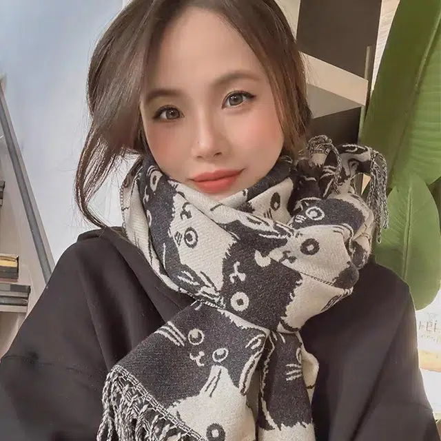 【暖冬力荐】 雅鹿优选 减龄卡通猫咪绒线围巾冬季保暖可爱加大披肩两用围脖外搭长款 男女同款情侣款 绒线围巾 女款