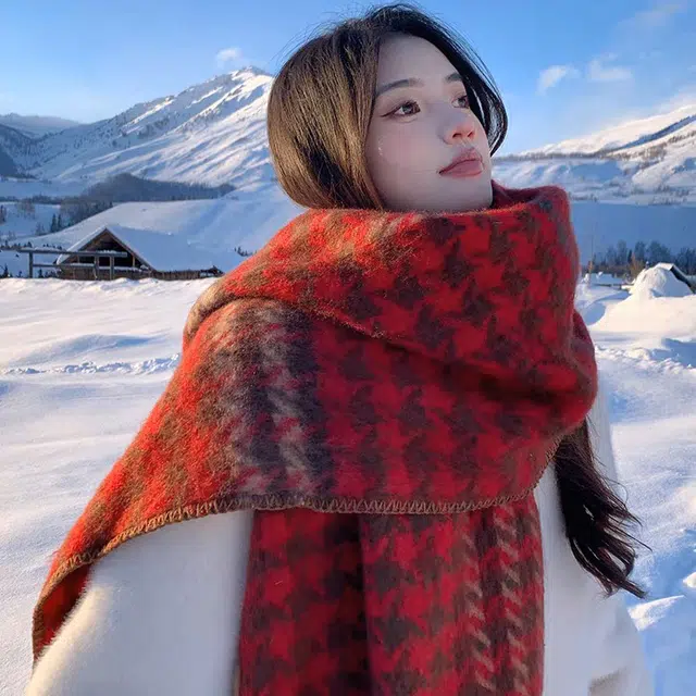 雅鹿优选 保暖经典千鸟格复古韩版百搭气质披肩两 心动礼盒装 聚酯纤维 绒线围巾 男女同款情侣款