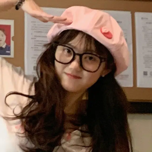 雅鹿优选 日系甜美爱心多巴胺元气薄款出游学生时尚百搭显脸小画家 棉 贝雷帽 女款