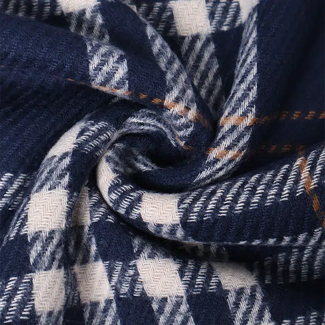 雅鹿优选 秋冬季学院风软糯显白蓝粉色小格子仿羊绒流苏礼盒装 聚酯纤维 绒线围巾 男女同款情侣款