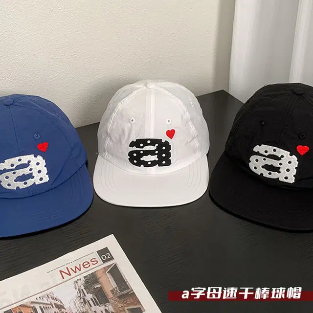 雅鹿优选 韩式小众设计小清新爱心字母刺绣速干透气运动帽 棉 棒球帽 男女同款情侣款