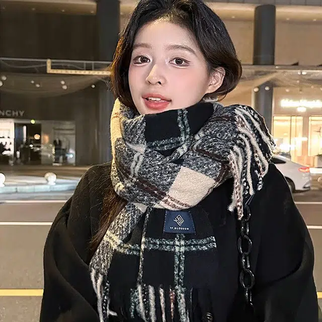 【新年红】 雅鹿优选 圣诞新年红色格子流苏围巾冬季美拉德风高级感保暖复古氛围感百搭学生围脖 绒线围巾 男女同款情侣款