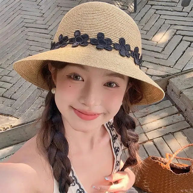 雅鹿优选 日系小香风花朵度假沙滩防晒遮阳透气镂空 草编 渔夫帽 女款