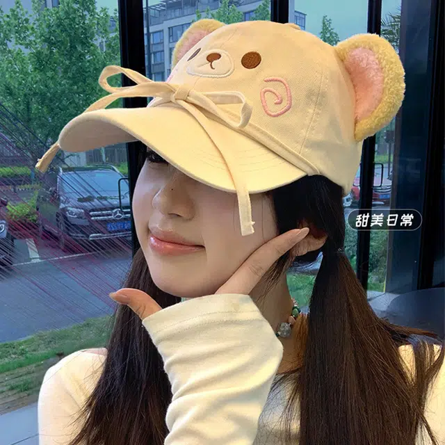 雅鹿优选 可爱甜美卡通小熊小众设计休闲度假出游 棉 鸭舌帽 男女同款情侣款