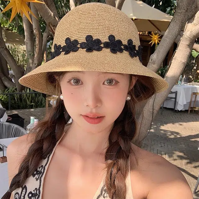 雅鹿优选 日系小香风花朵度假沙滩防晒遮阳透气镂空 草编 渔夫帽 女款
