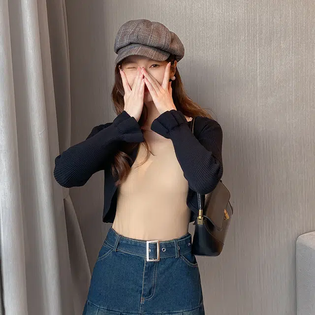 V