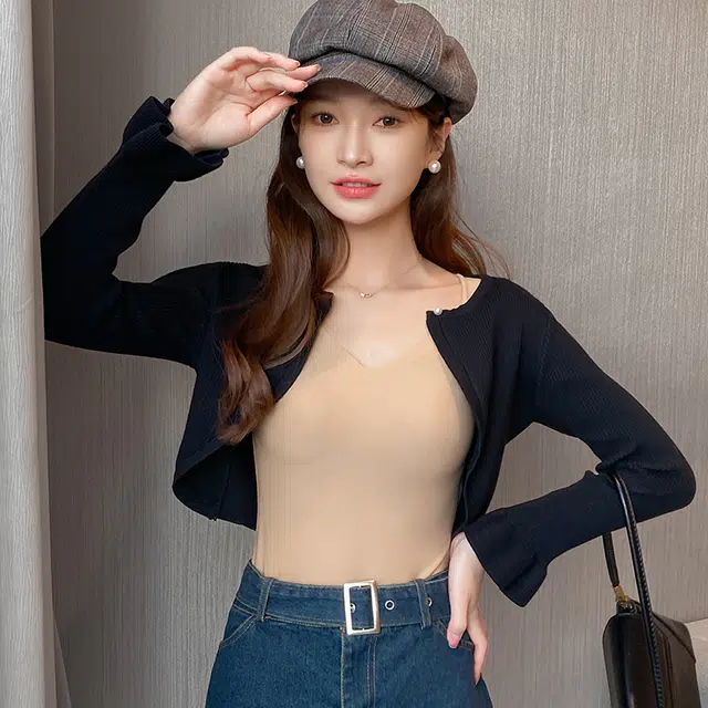 V