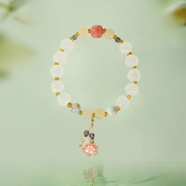 大英博物馆 东方梦境系列 好运莲莲雕刻莲花 国风 新中式 高颜值 金丝玉 手串 女款