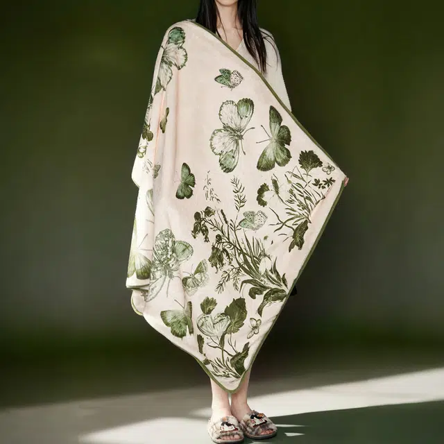 大英博物馆 盖亚·安德森猫系列 针织提花盖毯 萌马日进斗金毛毯 以梦为马提花毯盖毯 蝴蝶毛绒沙发午睡毯 聚酯纤维 披肩 男女同款情侣款