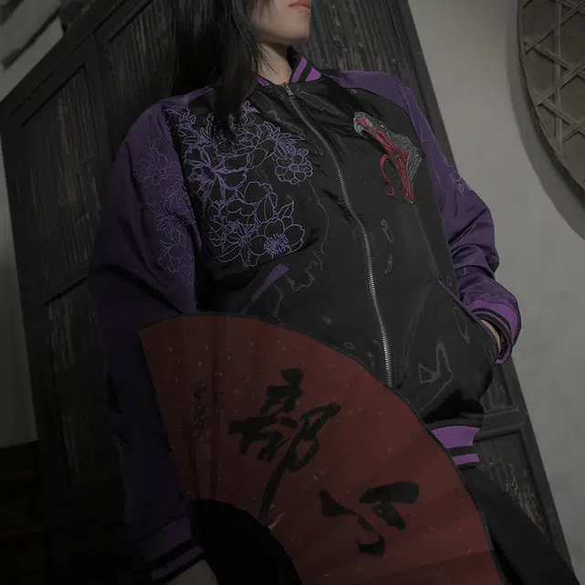 三省六部 刺绣横须贺插肩袖时尚简约百搭夹克 男女同款