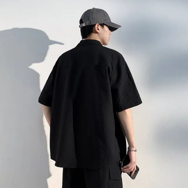 依文 日系学院风简约纯色泡泡格子肌理感设计高级百搭宽松落肩翻领短袖衬衫 男女同款