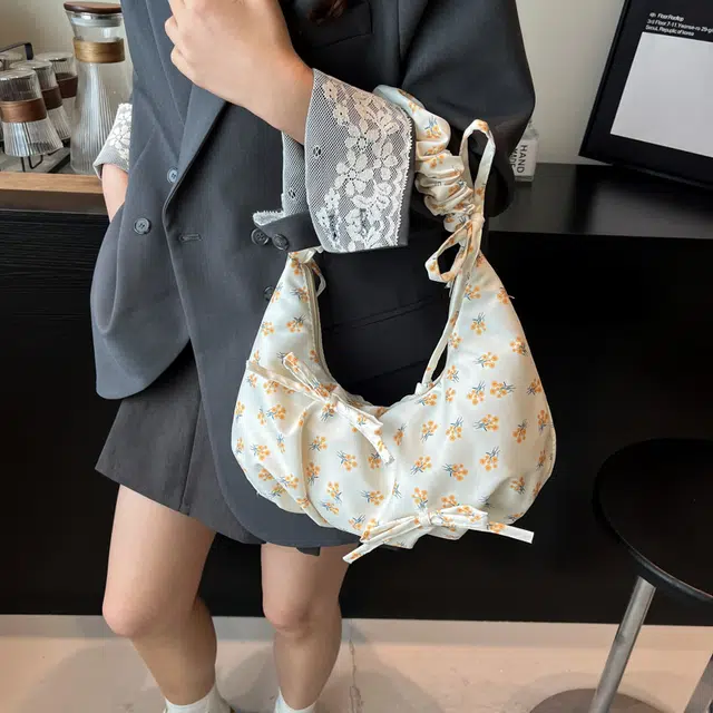 辛巴赫 田园风小清新韩版气质优雅褶皱夏季腋下包潮流时尚文艺感森系 尼龙 单肩包 女款 多色