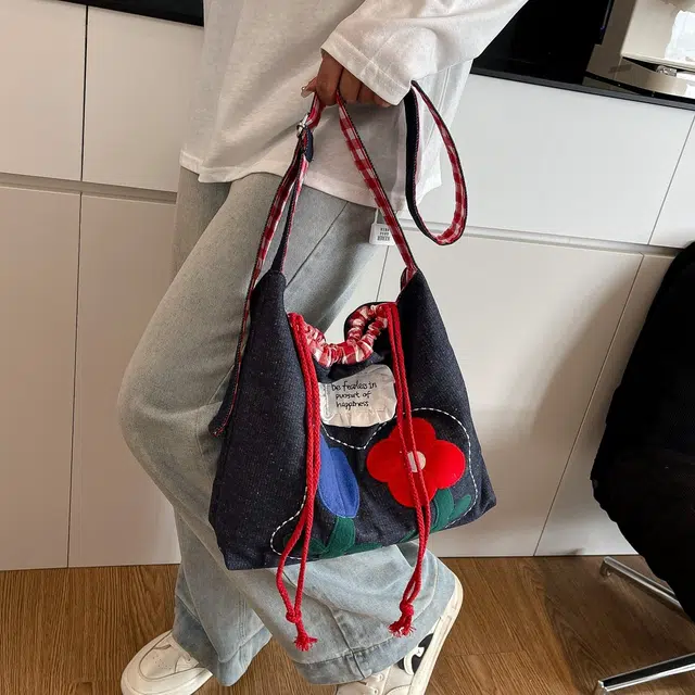 辛巴赫 高颜值旅游潮流时尚百搭 牛津布 斜挎单肩包 常规 女款 蓝色