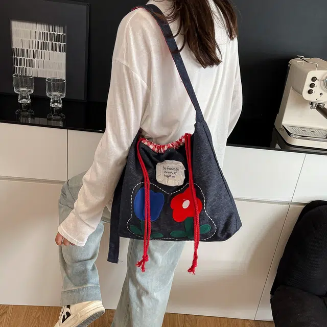 辛巴赫 高颜值旅游潮流时尚百搭 牛津布 斜挎单肩包 常规 女款 蓝色