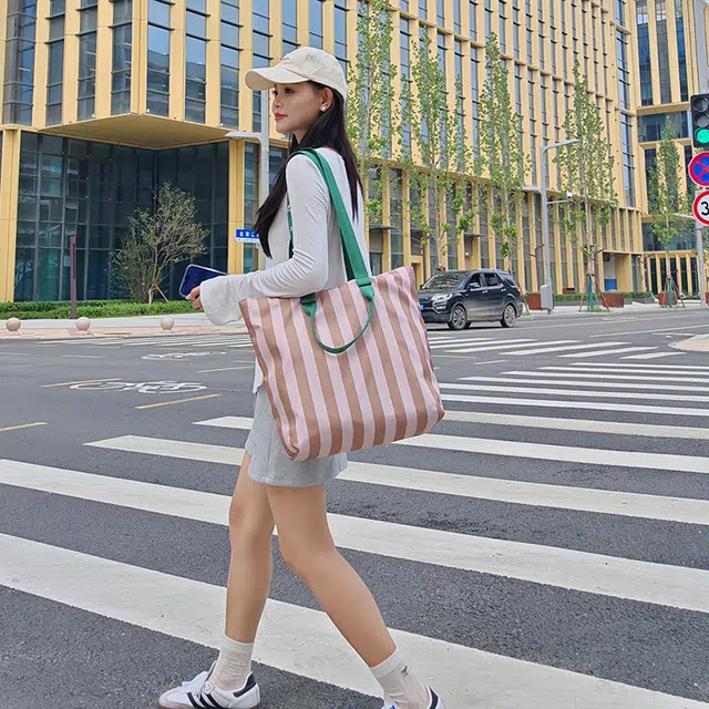 Tote