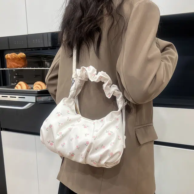 辛巴赫 个性小众田园风印花甜美百搭 尼龙 单肩斜挎手提包 女款 多色