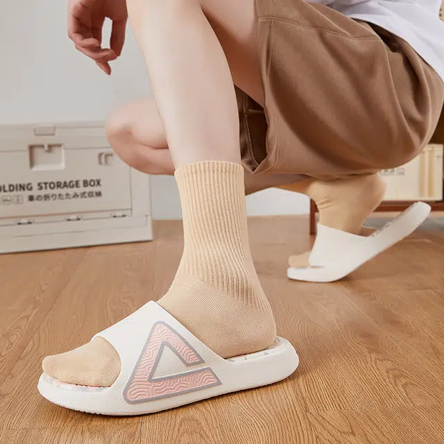 匹克 态极经典拖 牛奶咖啡 运动休闲百搭 时尚舒适潮流 静音防滑防磨一字拖鞋 男款 帆布白色粉