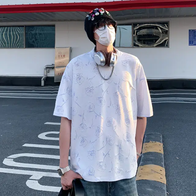 R.super T