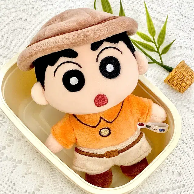 歪瓜出品 蜡笔小新角色 毛绒钥匙扣公仔玩偶 可爱卡通书包挂饰 谷圈挂件