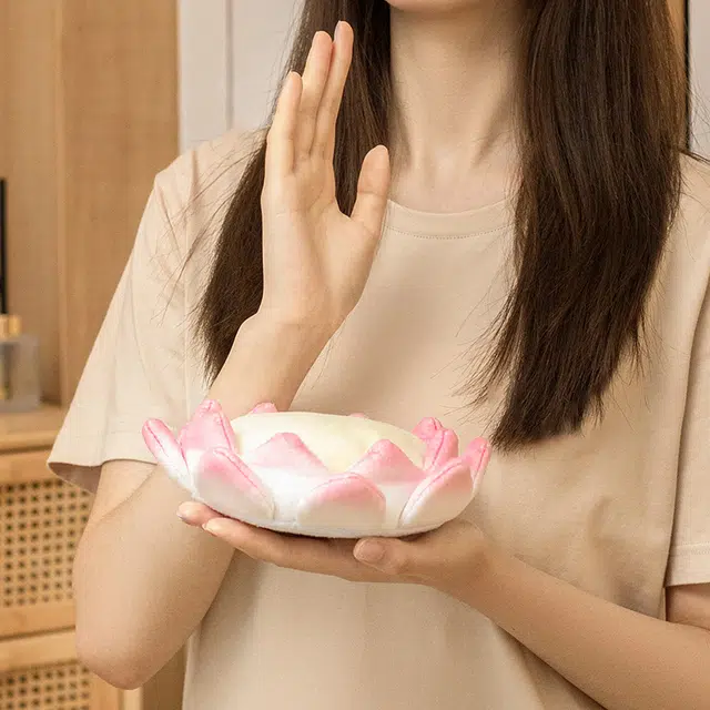 歪瓜出品 好运莲莲坐垫 少女心黑莲花沙发屁垫 动漫周边