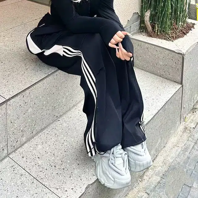 西行纪 侧边条纹拉链潮牌百搭冰丝透气潮流直筒速干长裤伞兵宽松休闲裤 男女同款