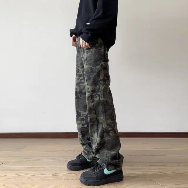 西行纪 美式高街设计感迷彩褶皱百搭宽松直筒阔腿户外伐木裤潮流痞帅日常通勤垂感拖地休闲牛仔裤 男女同款
