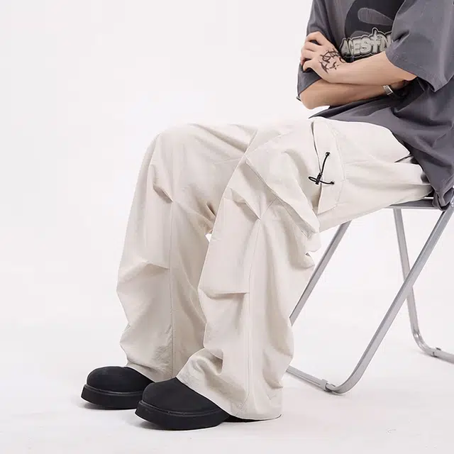 西行纪 美式复古高街机能风系带工装立体大口袋伞兵褶皱拖地裤亲肤凉感速干户外直筒阔腿时尚大码宽松百搭休闲裤 男女同款