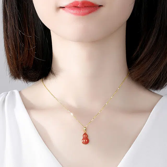 墨者善石 本命年红玛瑙葫芦 锁骨链新年喜庆   福禄双全 国潮 轻奢百搭森系 传统铸造工艺 足金 一口价 黄金项链 女款