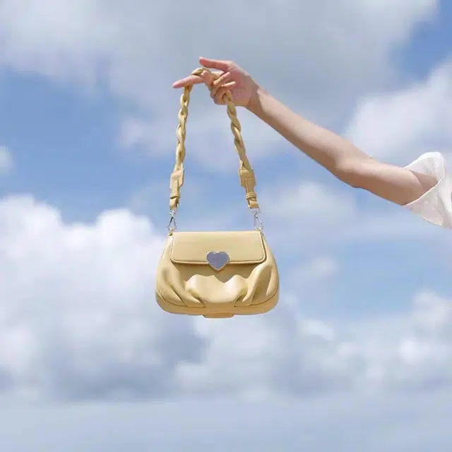 Dusen Kangaroo Cloud Bag