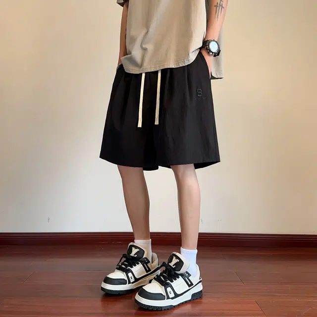 YZ