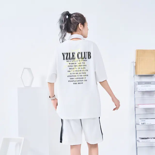 YZ LogoT