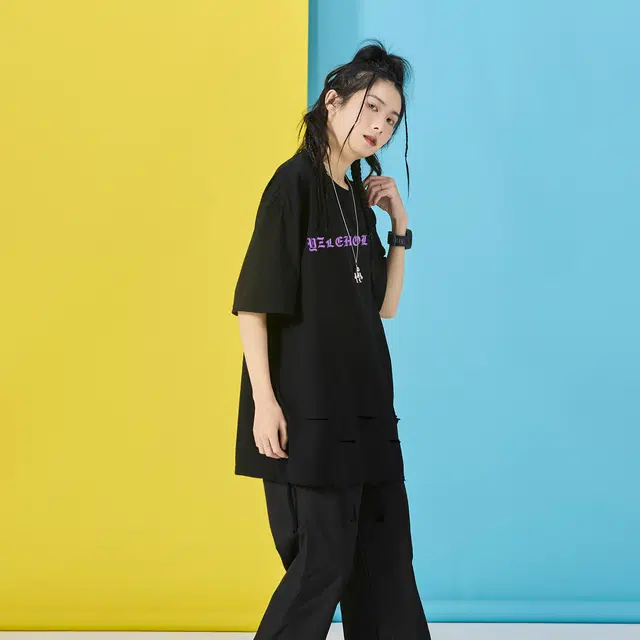 YZ T