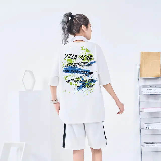 YZ LogoT