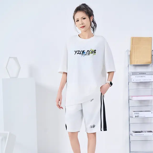 YZ LogoT