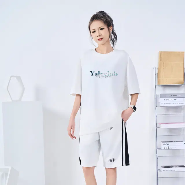 YZ T