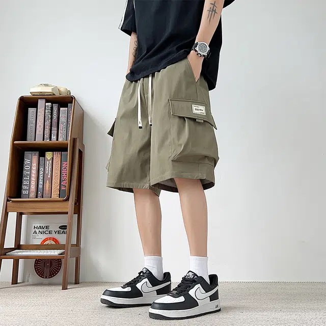 YZ