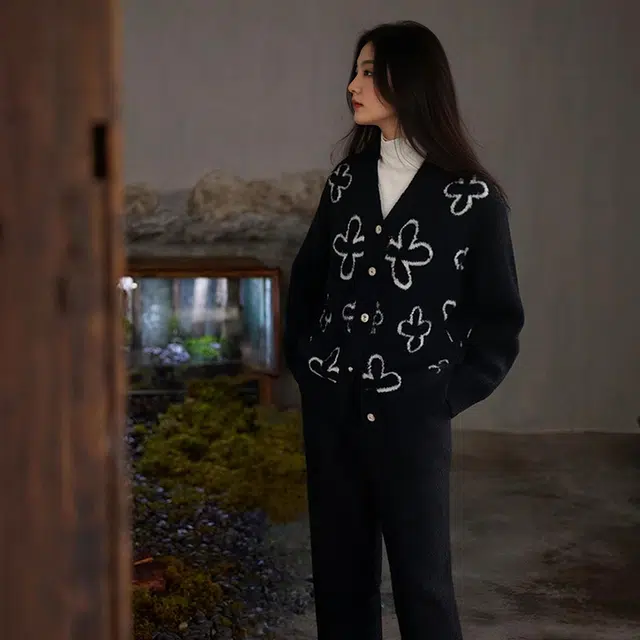 雅鹿 时尚高级气质花朵满印超柔舒适居家保暖可外穿睡衣套装 女款 黑色