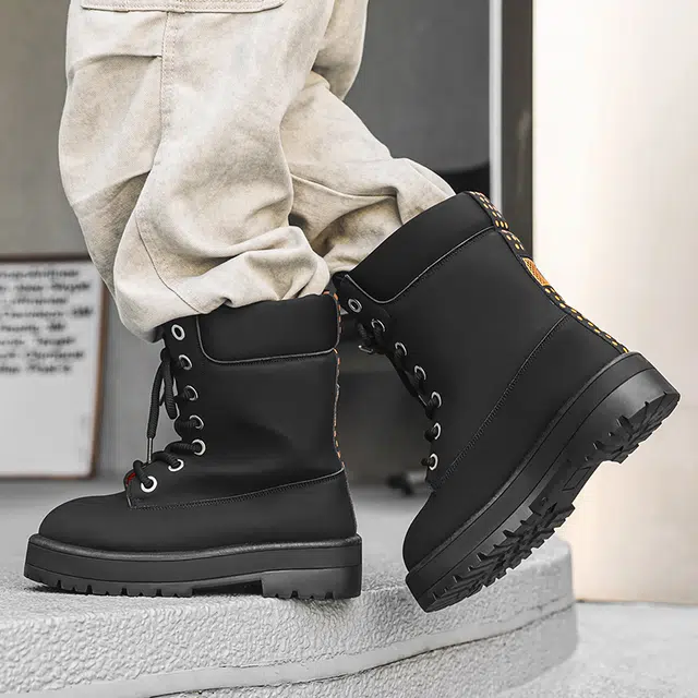 FCMM Martin Boots High Top