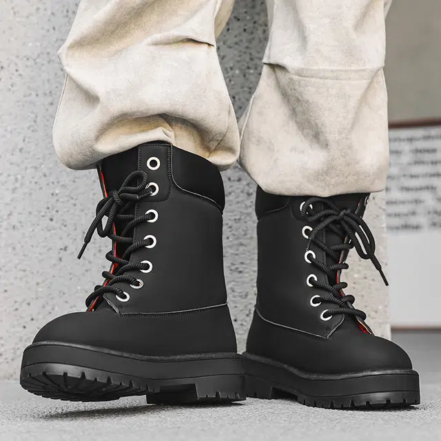 FCMM Martin Boots High Top